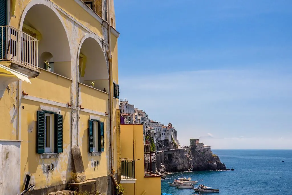 Vista D'Amalfi-1